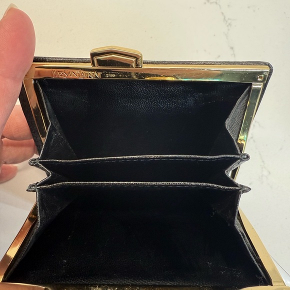 Yves Saint Laurent YSL Vintage Compact Black Kiss Lock Wallet - Picture 8 of 10